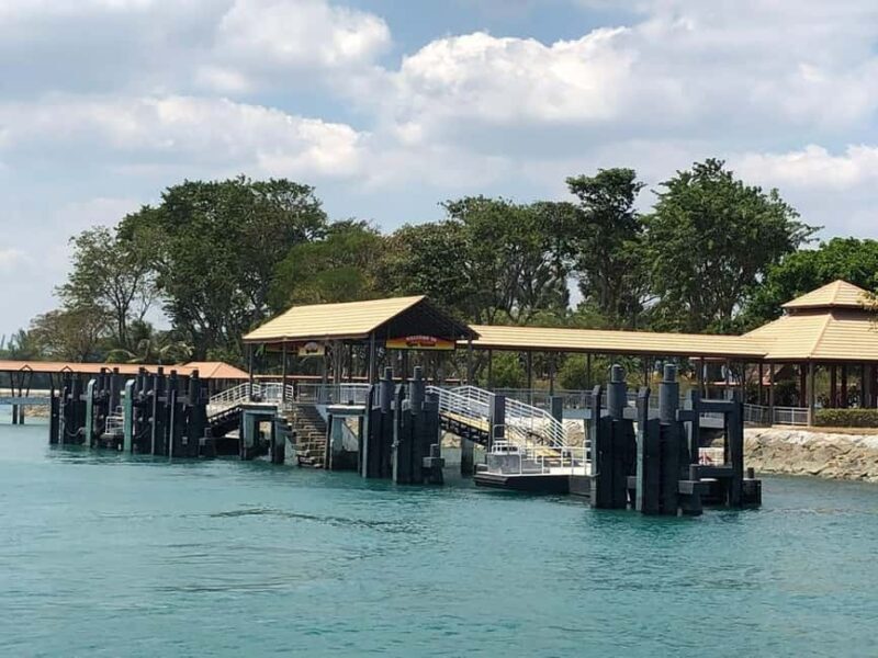 Singapore: Kusu Island Heritage Tour with Speedboat Ride - The Sum Up