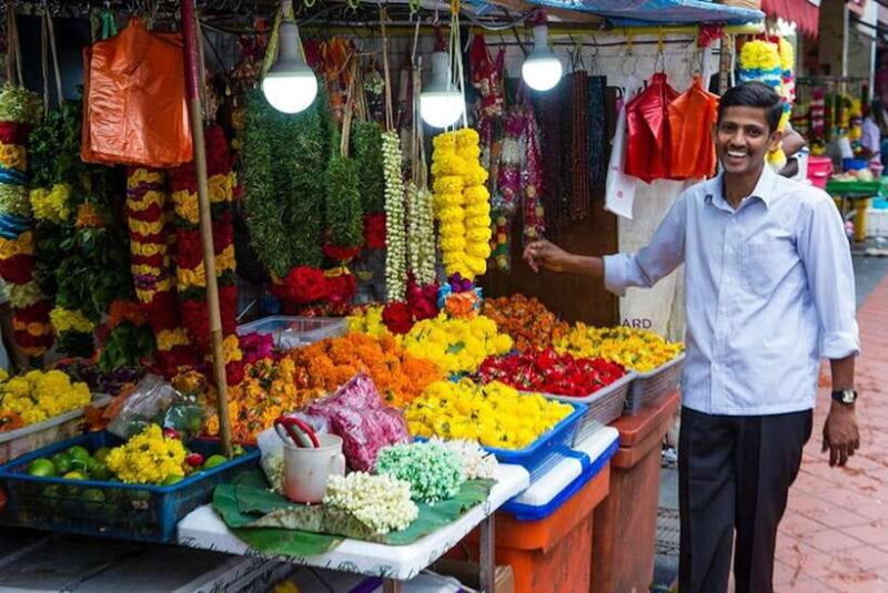 Singapore: Local Street Food Tasting Tour - The Sum Up