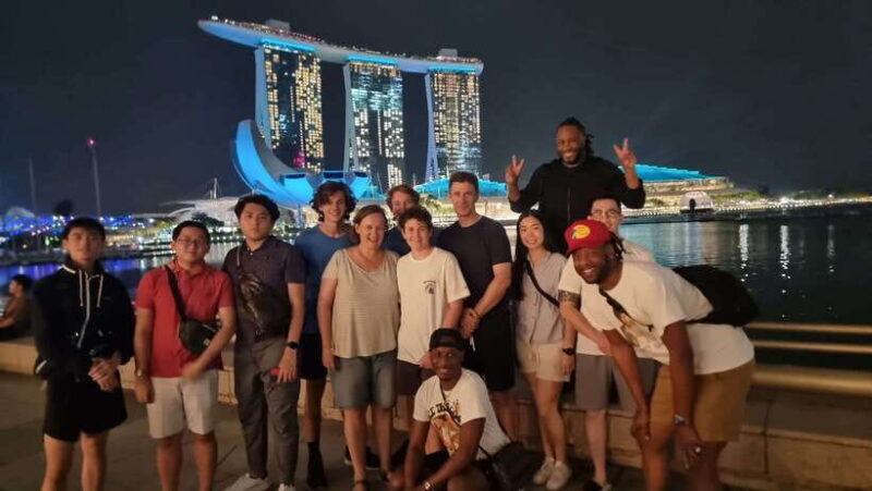 Singapore: Marina Bay Night Tour by Bicycle - The Tour’s Pacing and Group