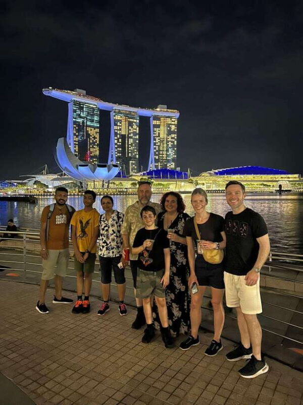 Singapore: Marina Bay Nighttime Walking Tour - Good To Know