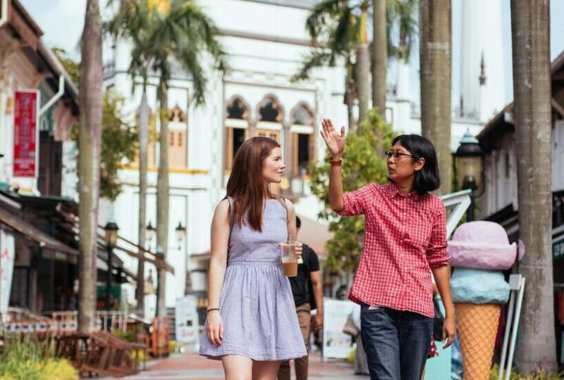 Singapore: Private Food Tour  10 Tastings with Locals - FAQs