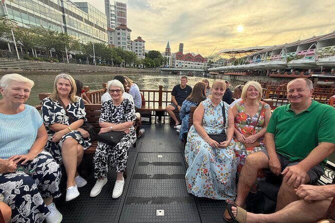 Singapore River Cruise and 2 Must-see Water Light Shows - The Experience in Detail