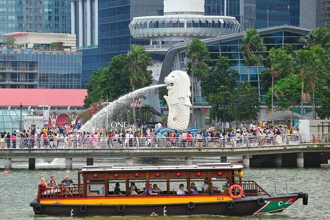 Singapore River Cruise Tour with E-Tickets - The Experience in Detail