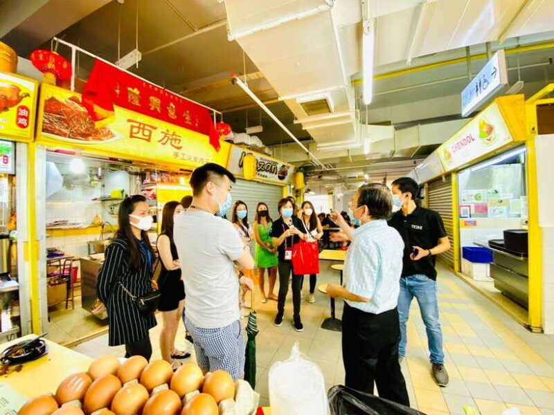 Singapore: Singapore Food Tours - Chinatown Complex Hawker - An In-Depth Look at the Tour Experience