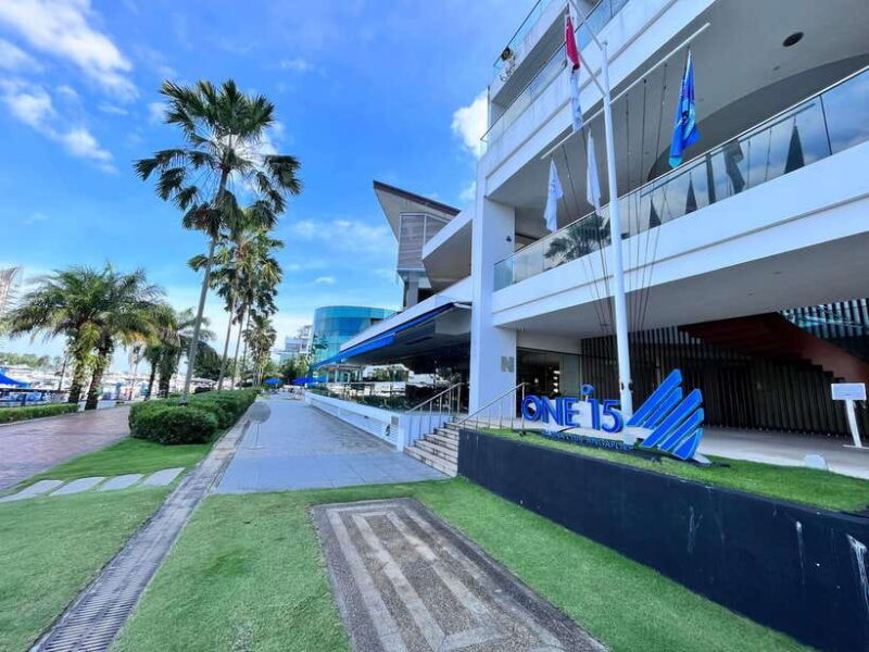 Singapore: Southern Island Cruise & Dining at Clubhouse - The Experience Breakdown