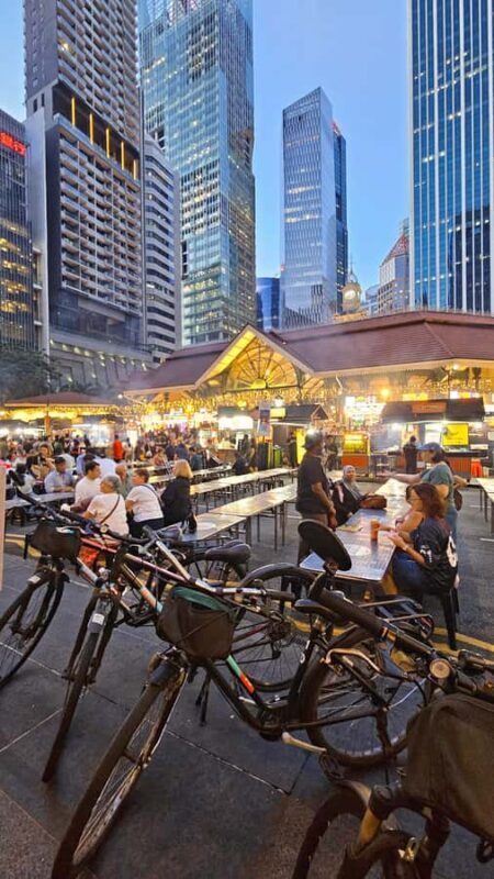 Singapore: Sunset Bike Tour with Hawker Food Experience - Discovering the Cultural Layers: Kampong Glam and Civic District