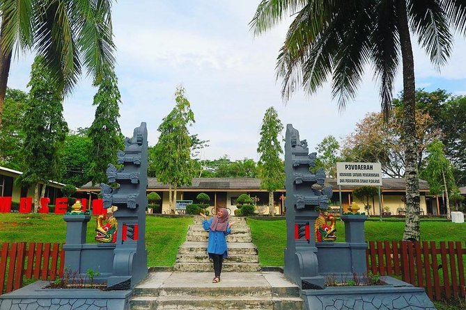 Singapore to Batam:Historical Fruity Tour - Pricing