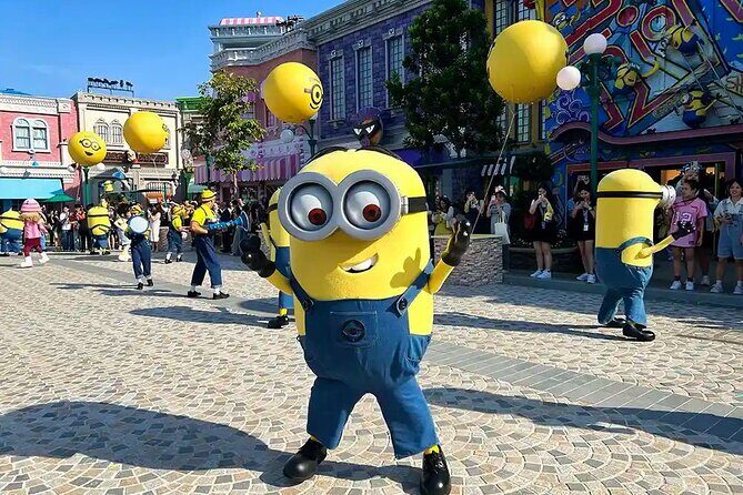 Singapore Universal Studio with One Way Transfer - What’s Included and What’s Not