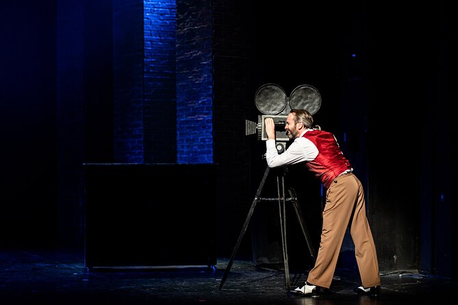 Singin in the Rain Musical in Hybernia Theatre - Location