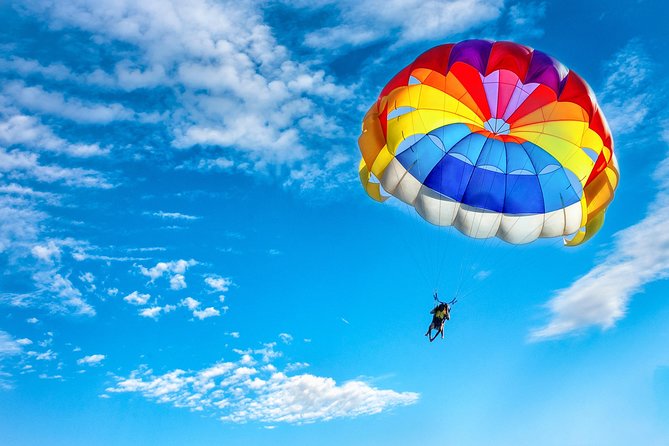 Single Parasail Over Cabbage Beach, the Bahamas - Overview and Logistics