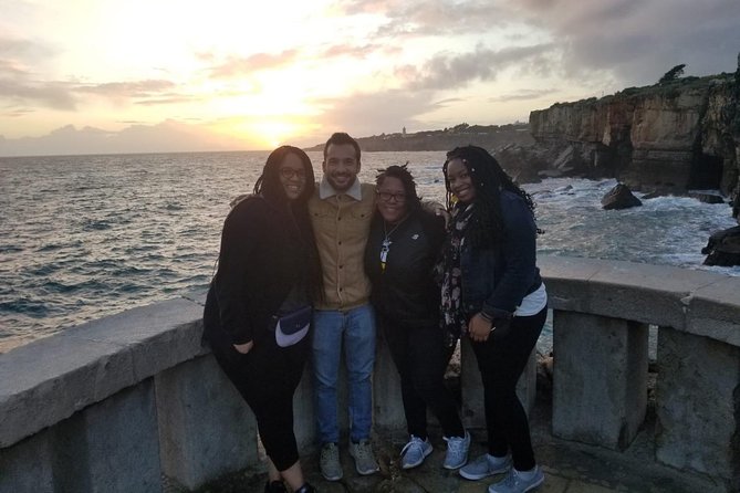 Sintra and Cascais With a Local Guide - Group Tour Starting From Sintra - Tour Highlights