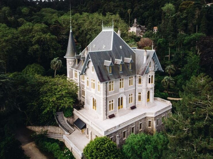 Sintra: Biester Palace and Park Guided Tour - Experience the Palace