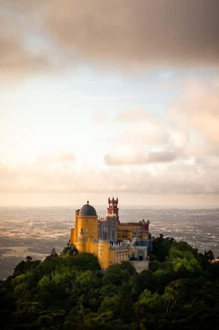 Sintra: Guided History & Highlights Tuk-Tuk Tour with Pastry - The Narrative of the Itinerary