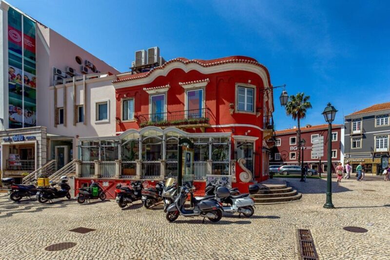 Sintra: Moorish Castle. Pena Palace. Cabo da Roca. & Cascais - The Sum Up