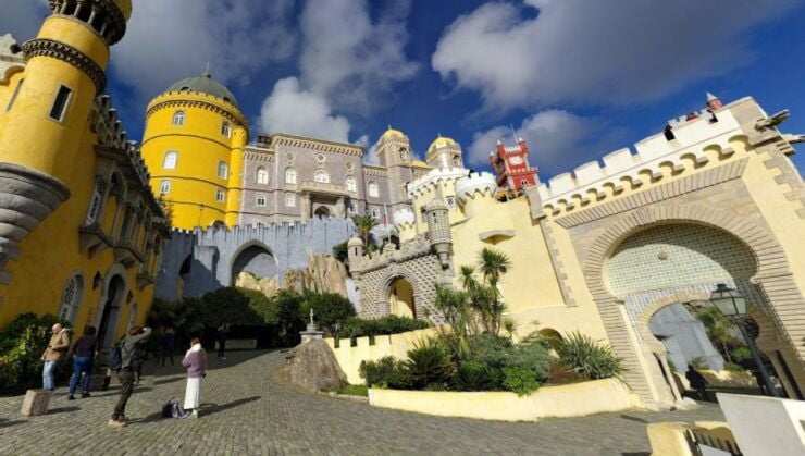Sintra: Mountain & Pena Palace A Guided/Walking Tour - Tour Details