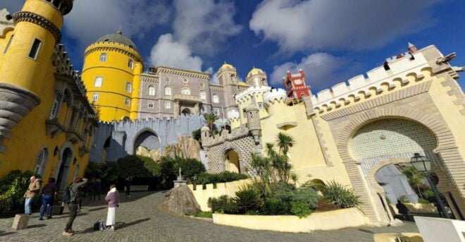 Sintra: Mountain & Pena Palace A Guided/Walking Tour - Itinerary