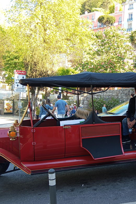 Sintra: Mountain tour by vintage TukTuk - Summary