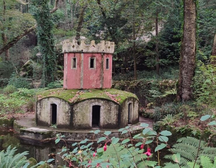 Sintra: Pena Palace and Gardens Guided Tour 4 H + Ticket - Tour Highlights