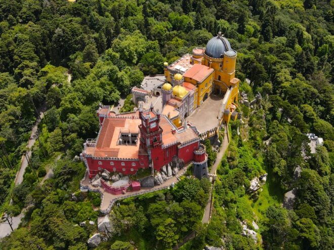 Sintra: Private Getaway From the Hills to the Coast - Meeting and Pickup Information