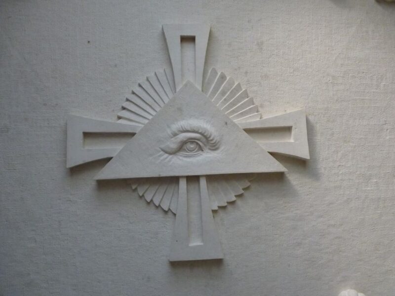 Sintra: Quinta da Regaleira Guided Tour & Entry Ticket - Good To Know