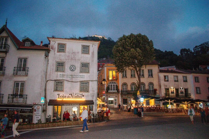 Sintra: Sightseeing Night Tour with Drinks - Who Would Love This Tour?
