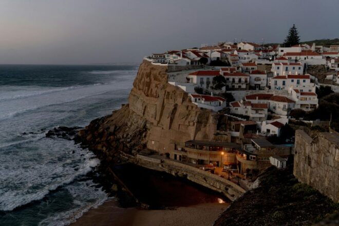 Sintra Tour: Including Cabo Da Roca, Azenhas Do Mar &Cascais - Pickup and Visits