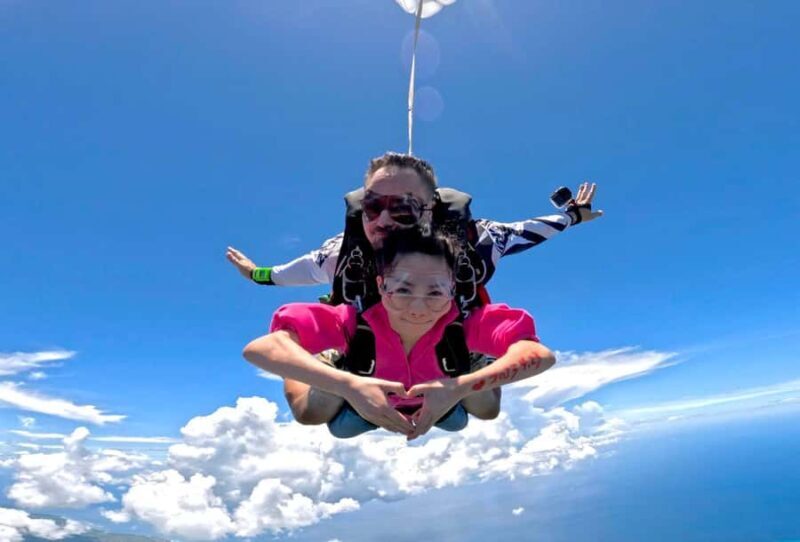 Siquijor: Tandem Skydiving Experience - The Sum Up