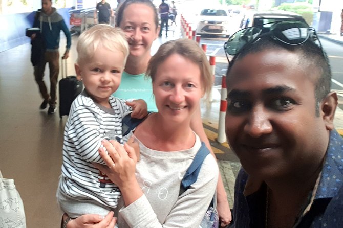 Sir Lanka Airport (BIA CMB) to Negambo City Private Transfer Pickup And Drop - Pickup Point