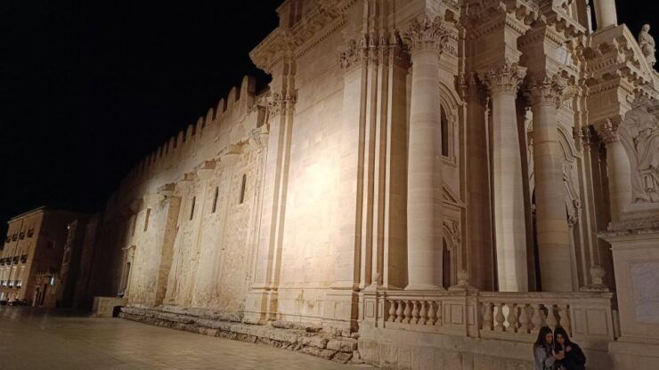 Siracusa: Tour Ortigia by Night - Tour Details