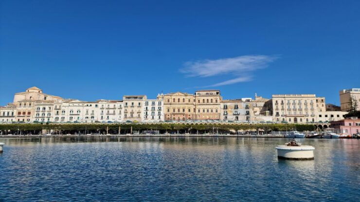 Siracusa:Boat Excursion of Ortigia and Sea Caves + Swim Stop - Tour Details