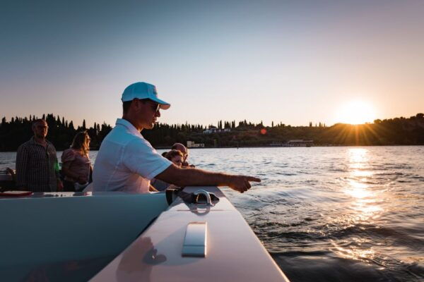 Sirmione: 25 Minute Boat Cruise Around the Peninsula - Directions