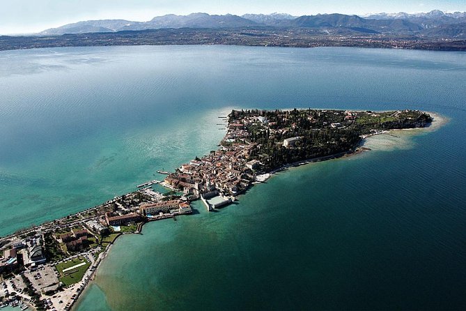 Sirmione & Verona, Lake Garda, Private Guided Tour From Milan - Exploring Verona