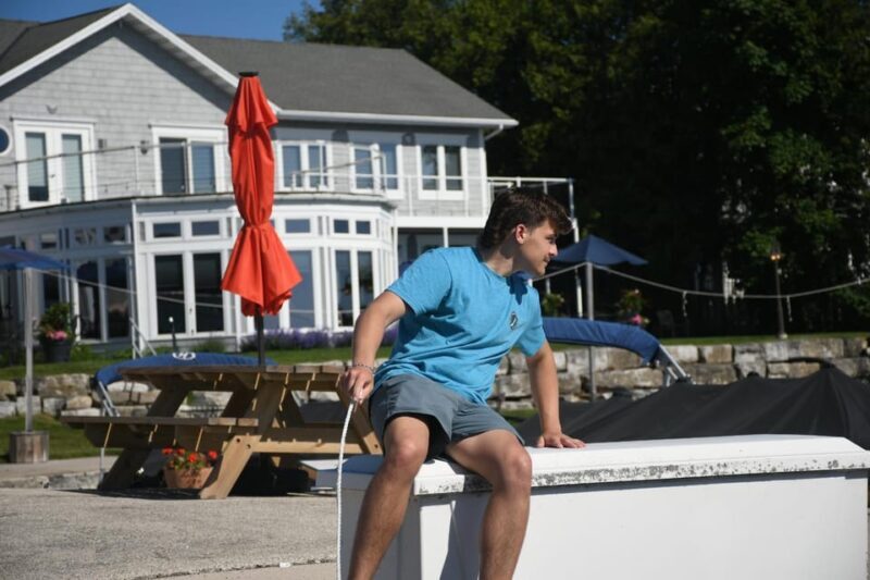 Sister Bay: 25' Pontoon Rental - The Experience: What to Expect from Your Rental
