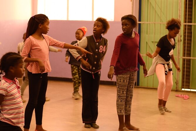 Sit in on a Youth Dance Rehearsal With a Subject Expert - Overview of the Youth Dance Rehearsal