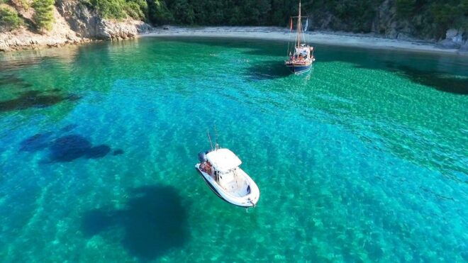 Sithonia: Speedboat Cruise to Ammouliani Island With Drinks - Meeting Point and Directions