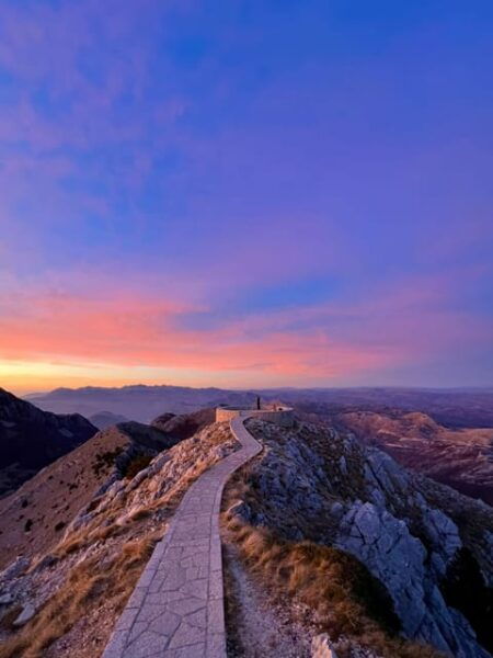 Six-Day Tour: Exploring Dalmatia and Montenegro From Zagreb - Split to Dubrovnik
