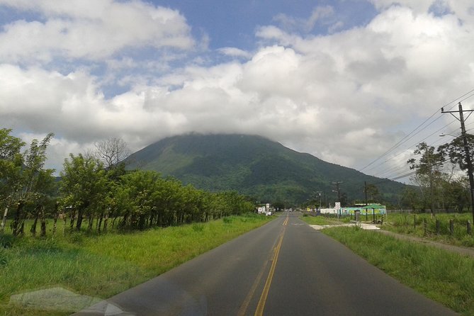 SJO Private Transfer to Arenal or La Fortuna up to 5 People (One Way) - Service Highlights