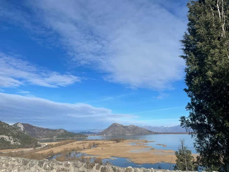 Skadar Lake: cruise & lunch in the Fortress (from Podgorica) - Exploring the Charm of Skadar Lake: Cruise & Lunch from Podgorica