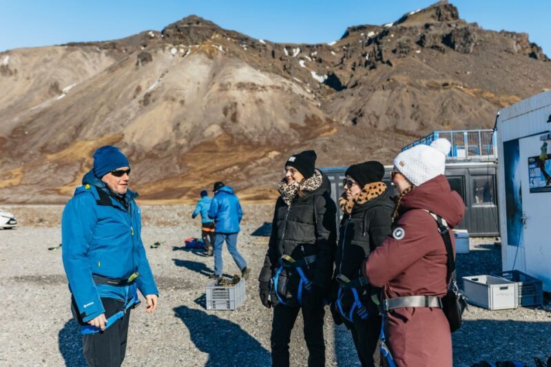 Skaftafell: Falljokull Glacier Easy Group Hike - FAQs