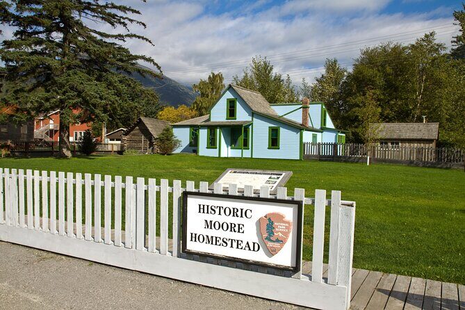 Skagway Downtown Walking Private Tour Experience - Arctic Brotherhood Hall and Its Spirits