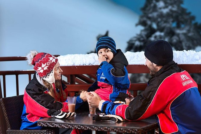 Ski Dubai Snow Classic - Chairlift and Thriller Mountain
