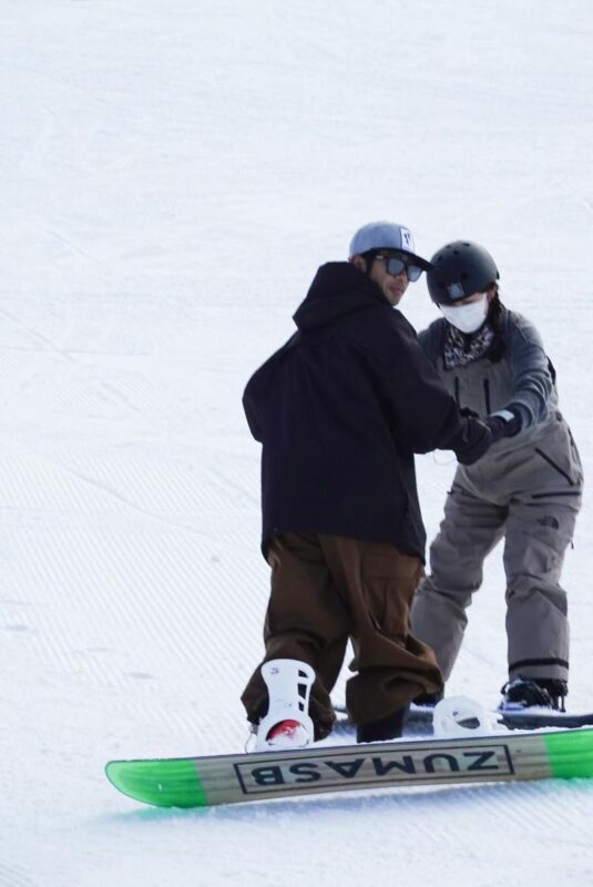 Ski Lessons in Nozawa Onsen - Meeting at Kawahiro and getting ready