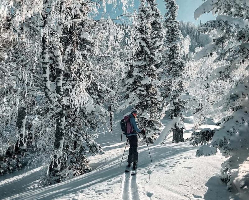 Ski touring in Western Altai - Equipment & Skills