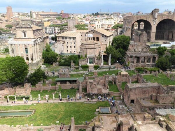 Skip Line Colosseum, Palatine Hill, Roman Forum Private Tour - Private Tour of Iconic Sites