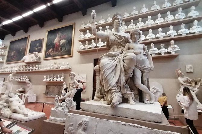 Skip-The-Line Accademia Guided Visit: David Secrets and Beyond - Common Questions