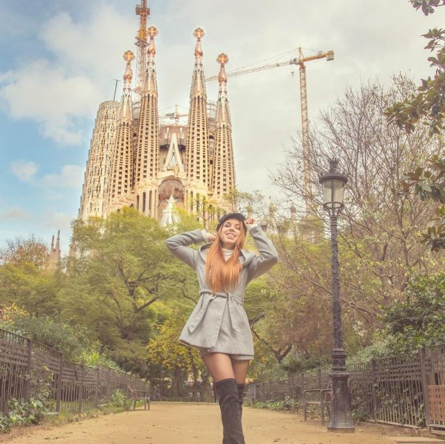 Skip-The-Line Barcelona & Montserrat Tour With Pick-Up - Tour Details