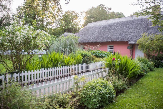 Skip the Line: Bunratty Castle and Folk Park Admission Ticket - Traveler Tips