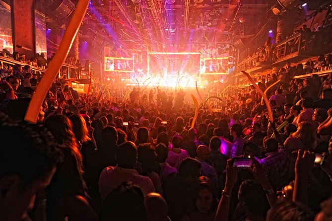 Skip the Line: Cancun Coco Bongo Gold Member Entrance Ticket - The Sum Up