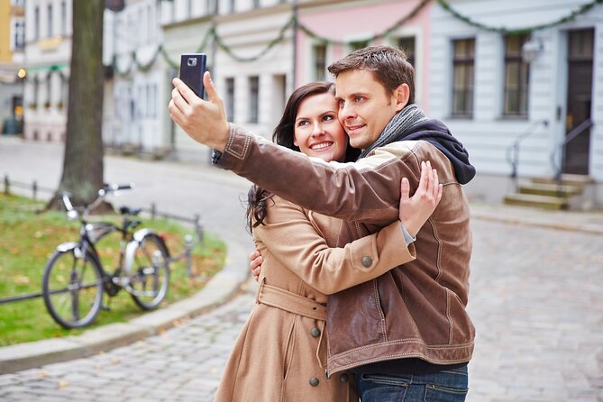 Skip-the-line Charlottenburg Palace Private Tour & Transfers - Pricing and Reservation