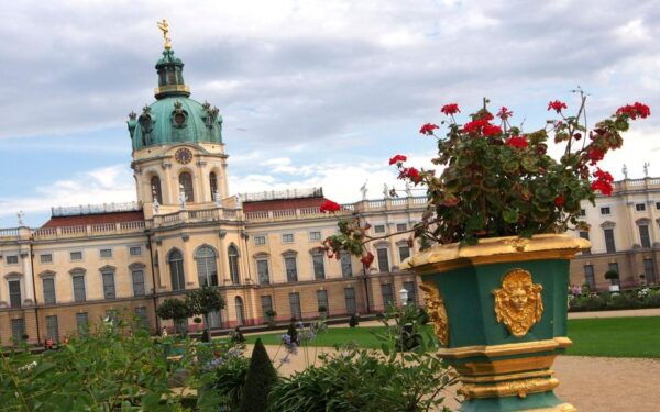 Skip-the-line Charlottenburg Palace Private Tour & Transfers - Common Questions
